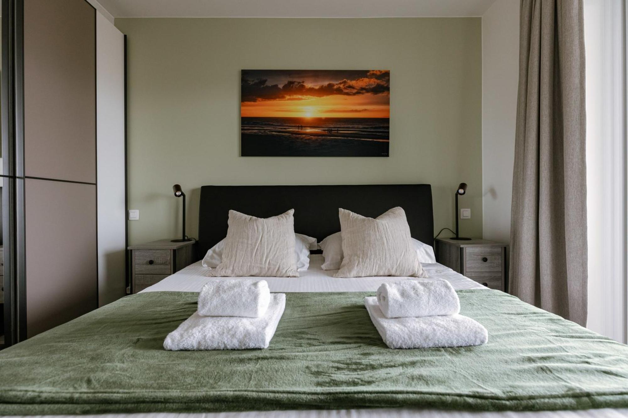 Huswell - Experience Coastal Luxury At Ostend Exterior photo